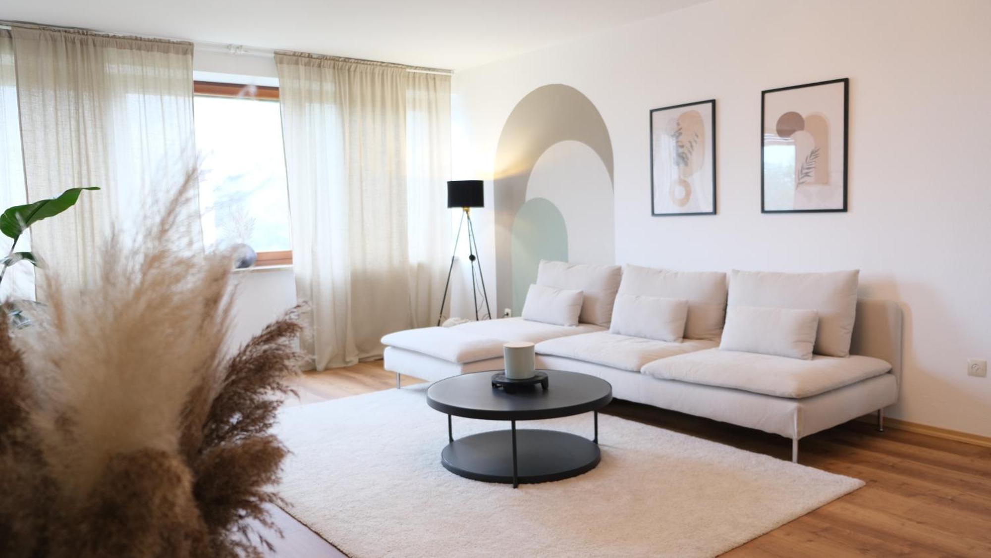 Casa Luxe - 120Qm - Zentral - Familienfreundlich - Parkplatz - 5Km Zum Legoland Appartement Günzburg Buitenkant foto